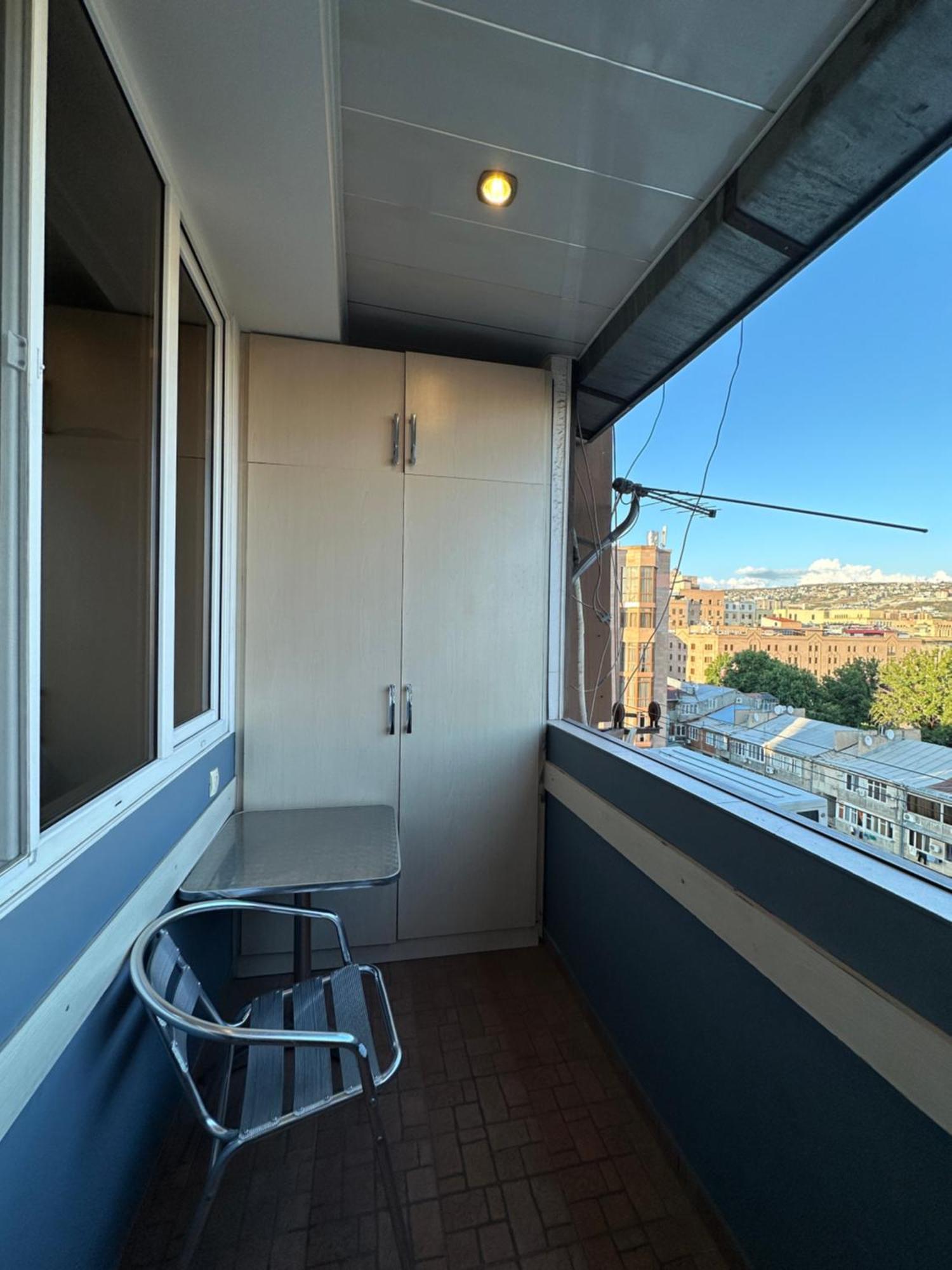 Yeznik Koghbatsi - Amiryan Crossroads 1 Bedroom Comfy Apartment With Balcony Ko100 Ereván Exterior foto