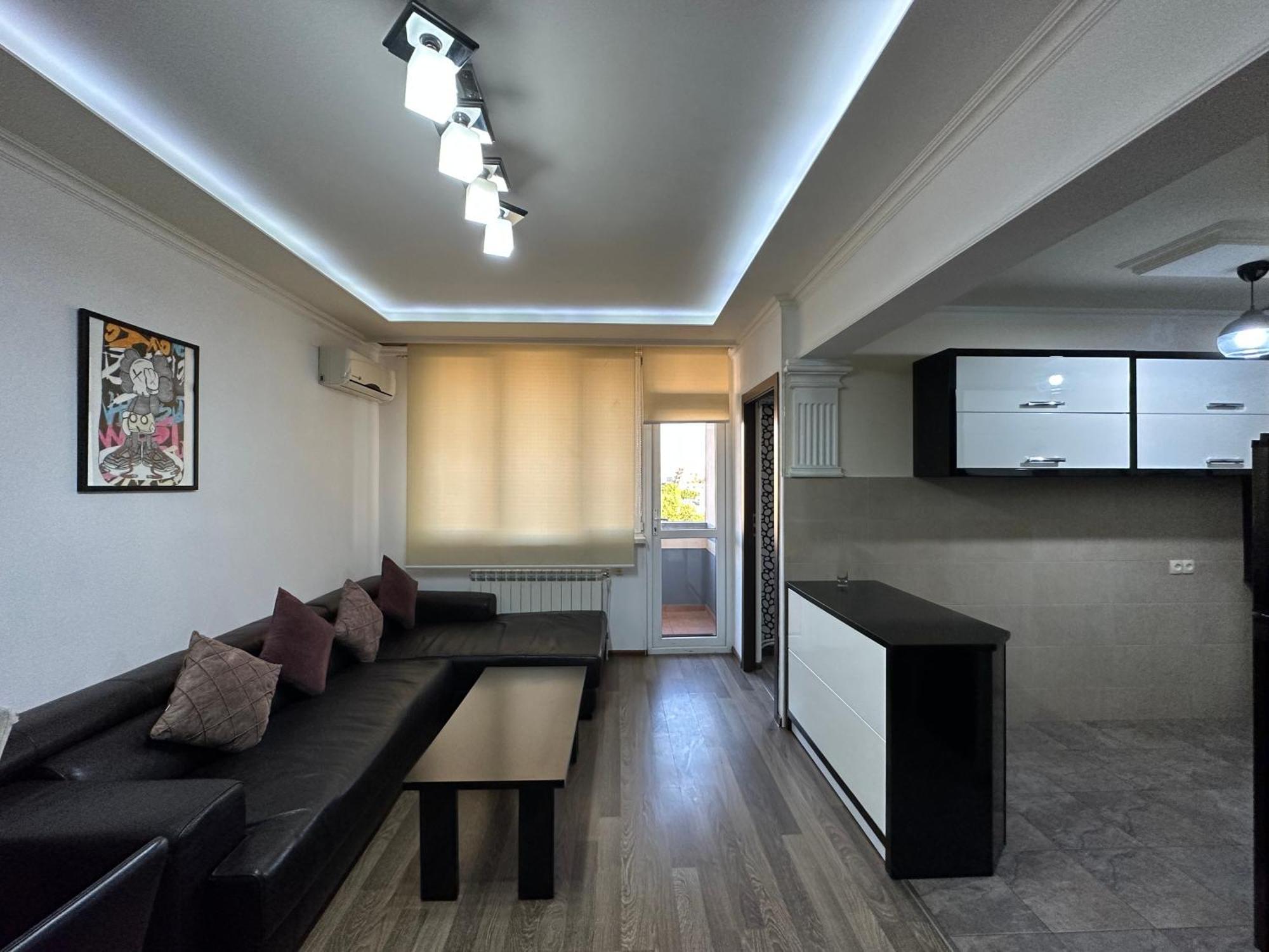 Yeznik Koghbatsi - Amiryan Crossroads 1 Bedroom Comfy Apartment With Balcony Ko100 Ereván Exterior foto